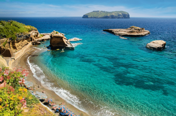 Ventotene - 18-25 agosto - yoga sciamanico